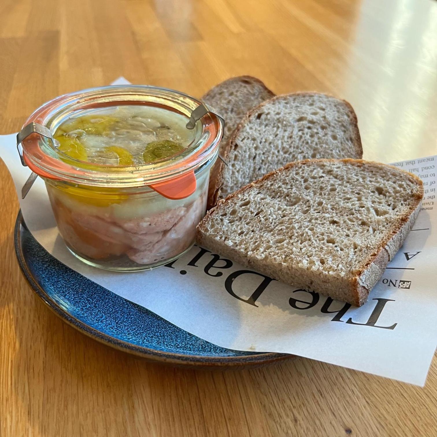 פלזן Hotel U Namornika מראה חיצוני תמונה