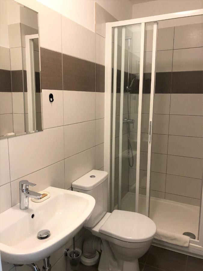 פלזן Hotel U Namornika מראה חיצוני תמונה